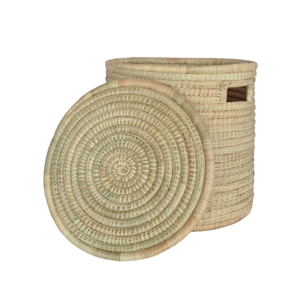 Lidded natural woven storage basket with air handles