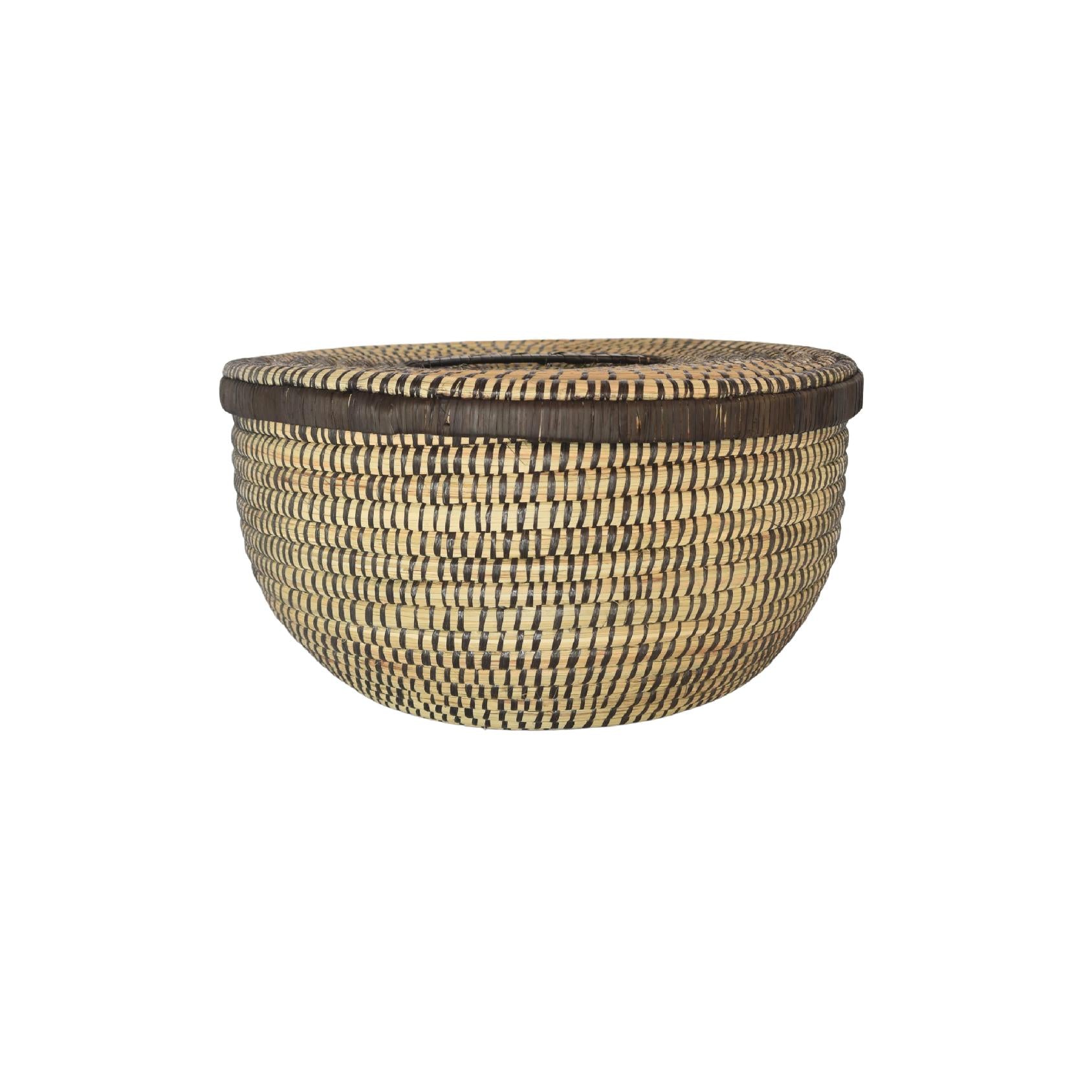 Shallow woven basket with black detailing