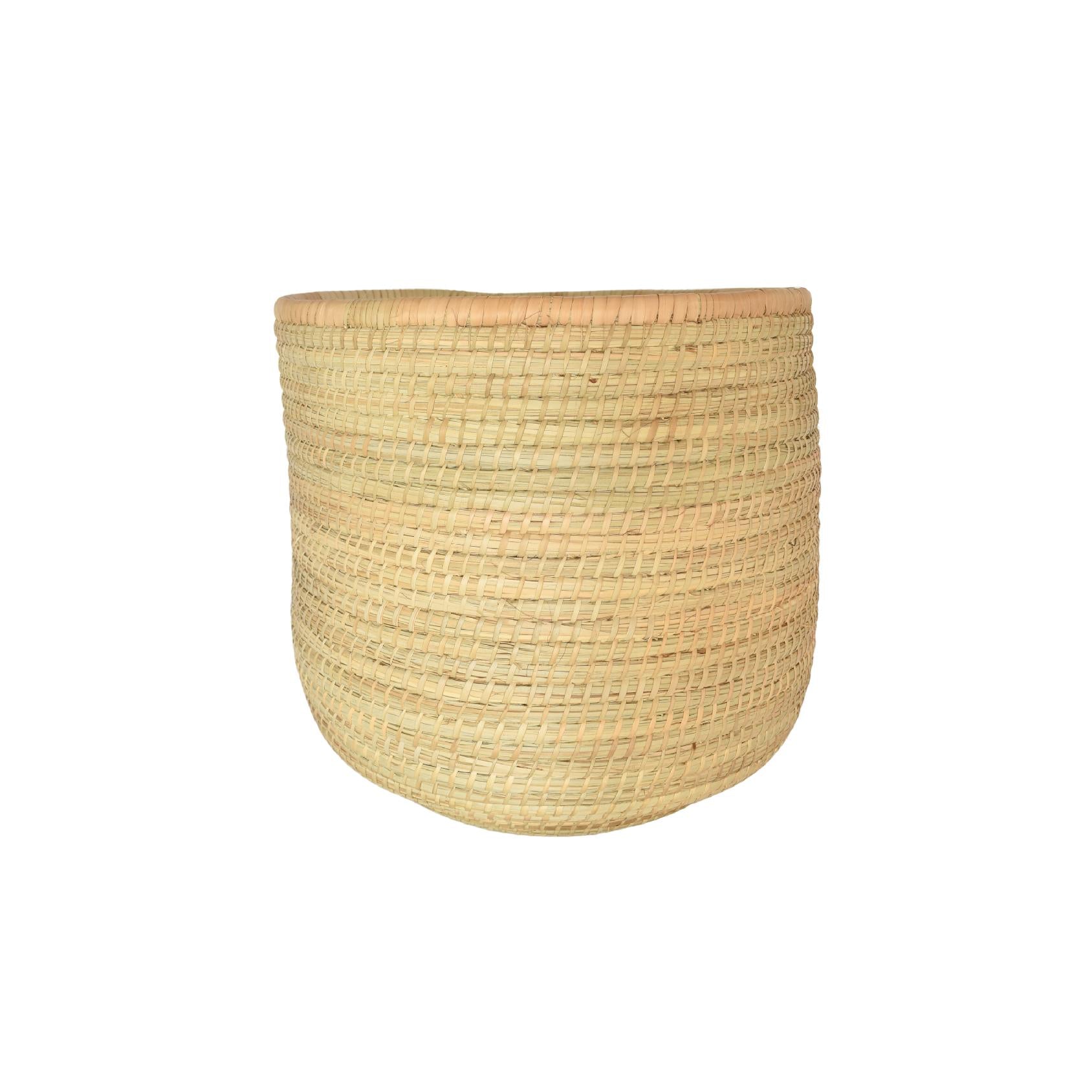 Woven storage basket