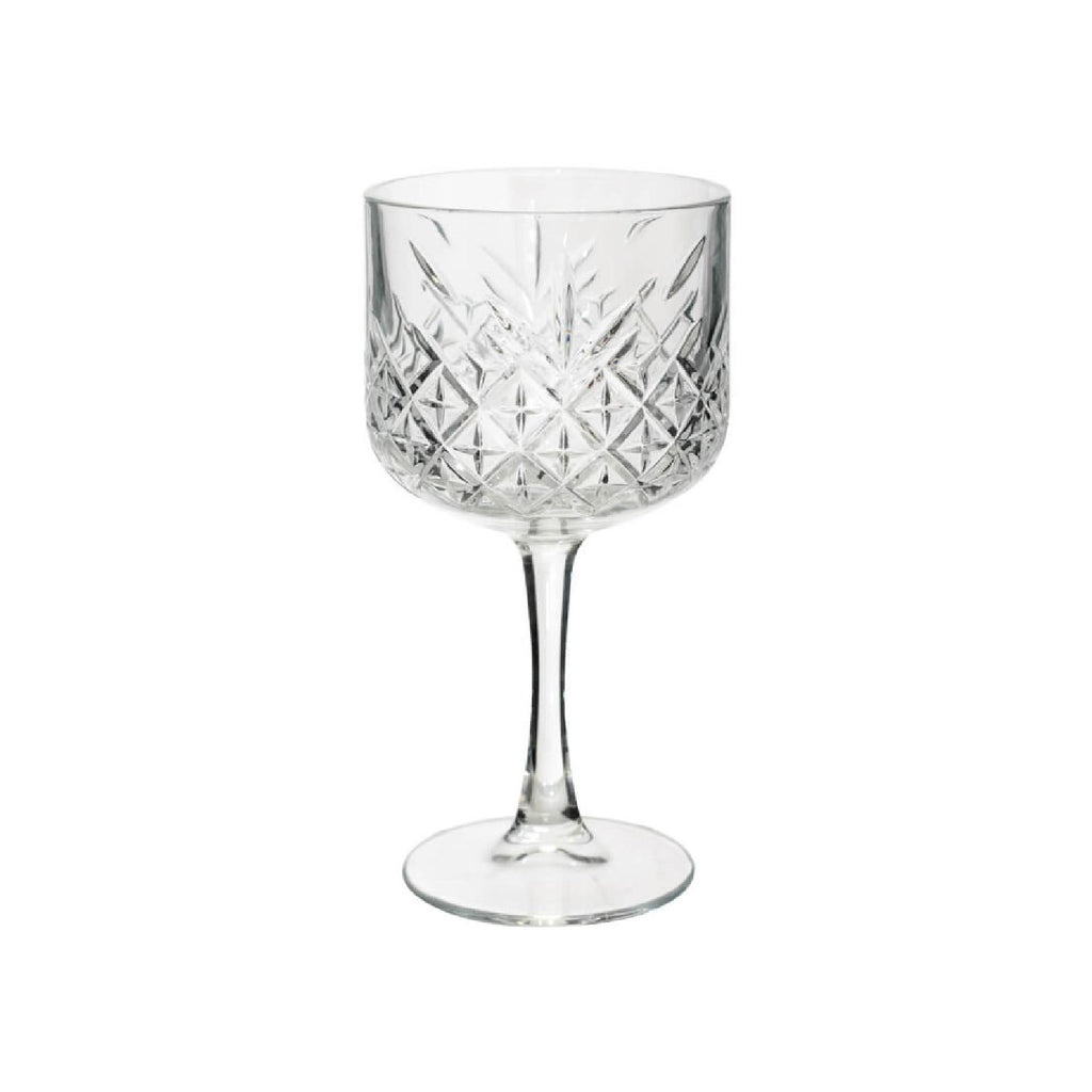 Timeless gin cocktail glass